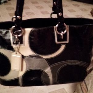 Coach purse No F17127
